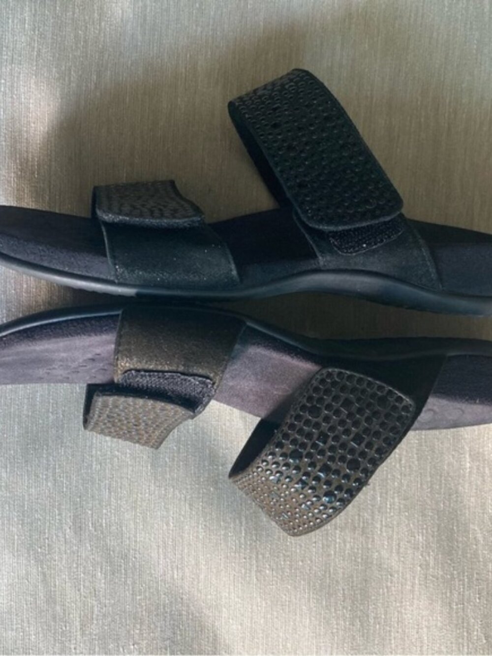 VIONIC Sz 8 Rest Samoa Studded Velcro Closure Adjustable Orthotic Insole Sandals - Picture 10 of 13